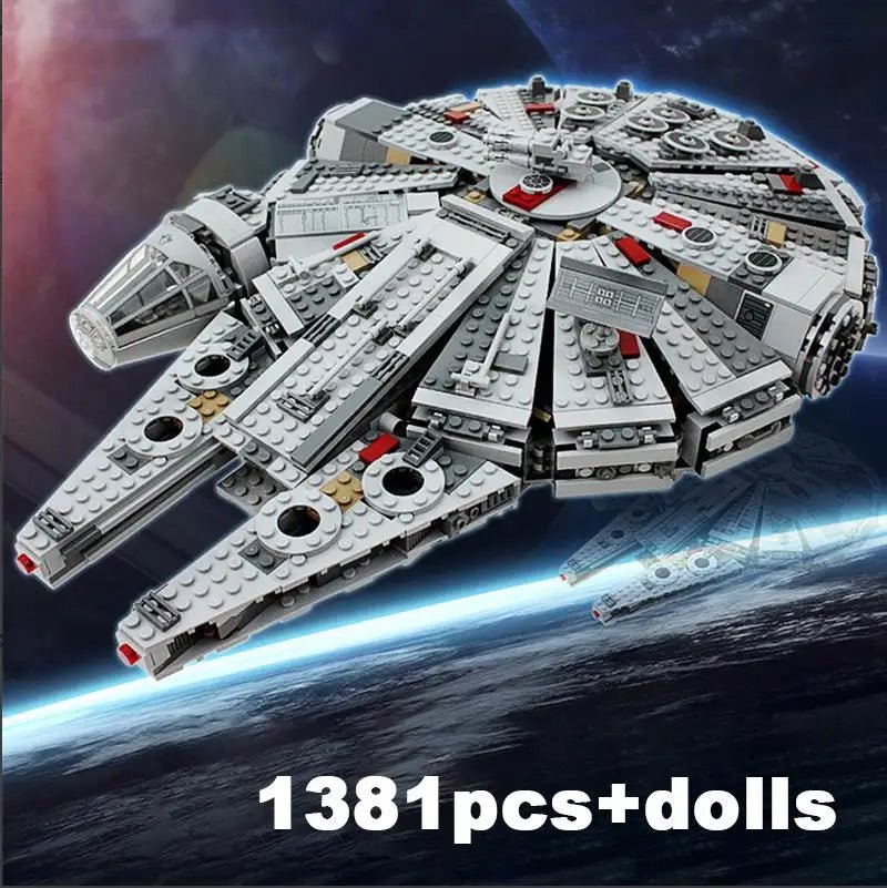 LEGO (Star Wars Falcon) - The Toy Base