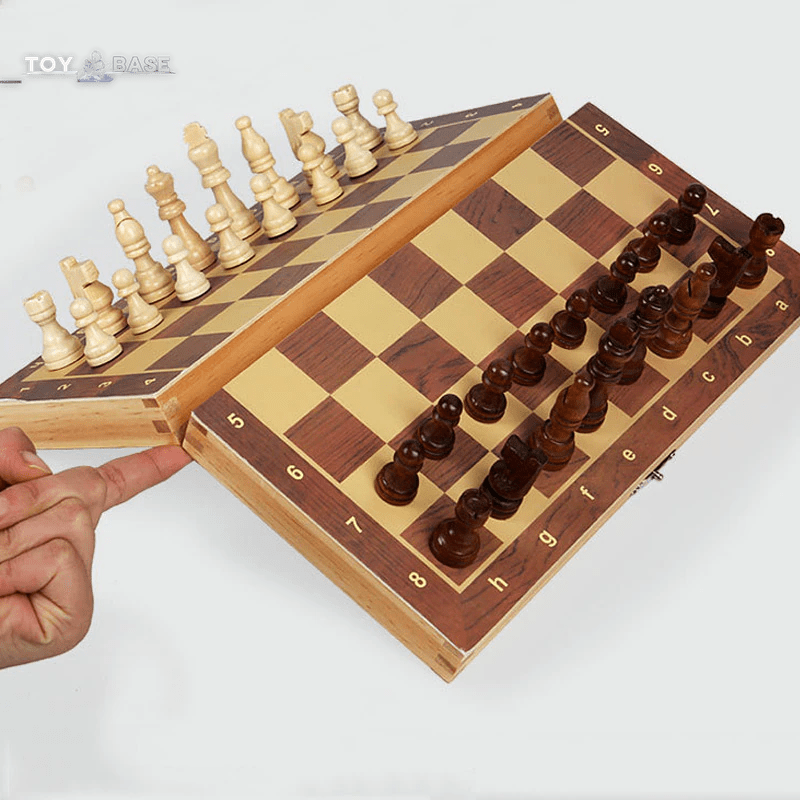 Magnetic Folding Chess Set - The Toy Base