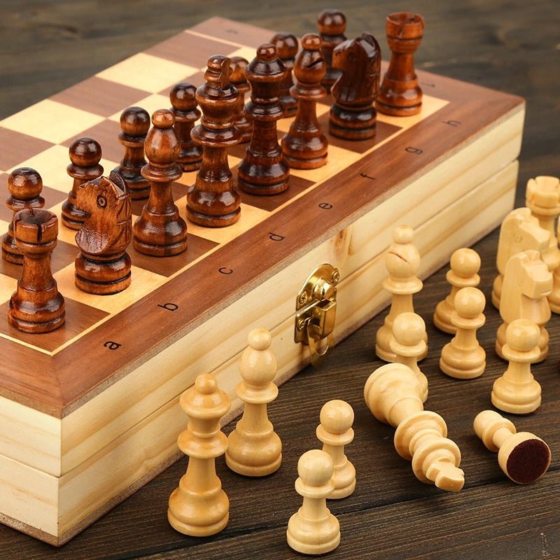 Magnetic Folding Chess Set - The Toy Base