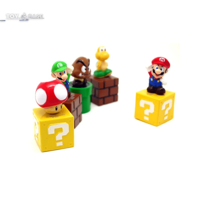 Mario Bros (mini statues) - The Toy Base