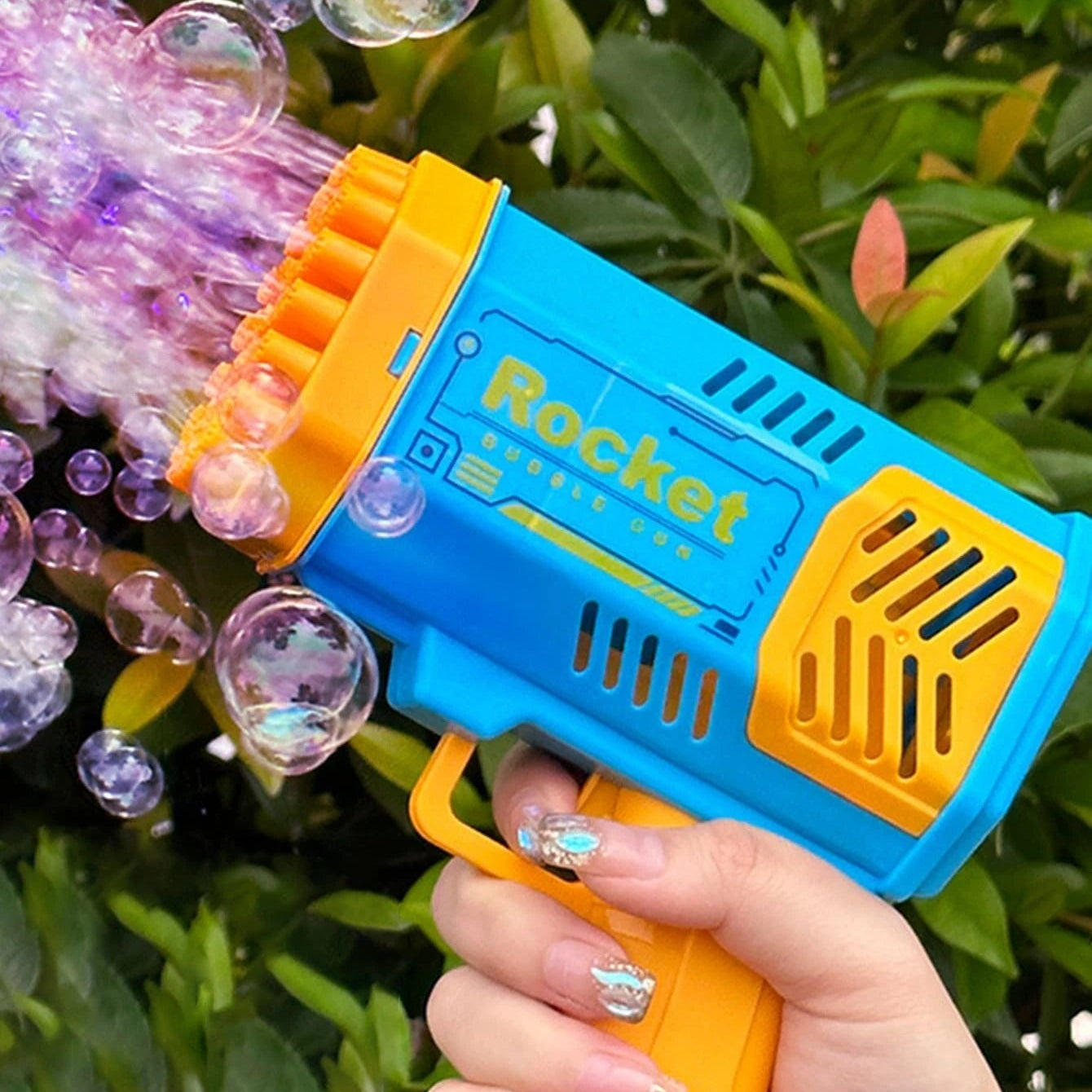 Space Bubble Gun - 32 Hole - Bubble Machine Handheld Gatling Gun - I Love 💕