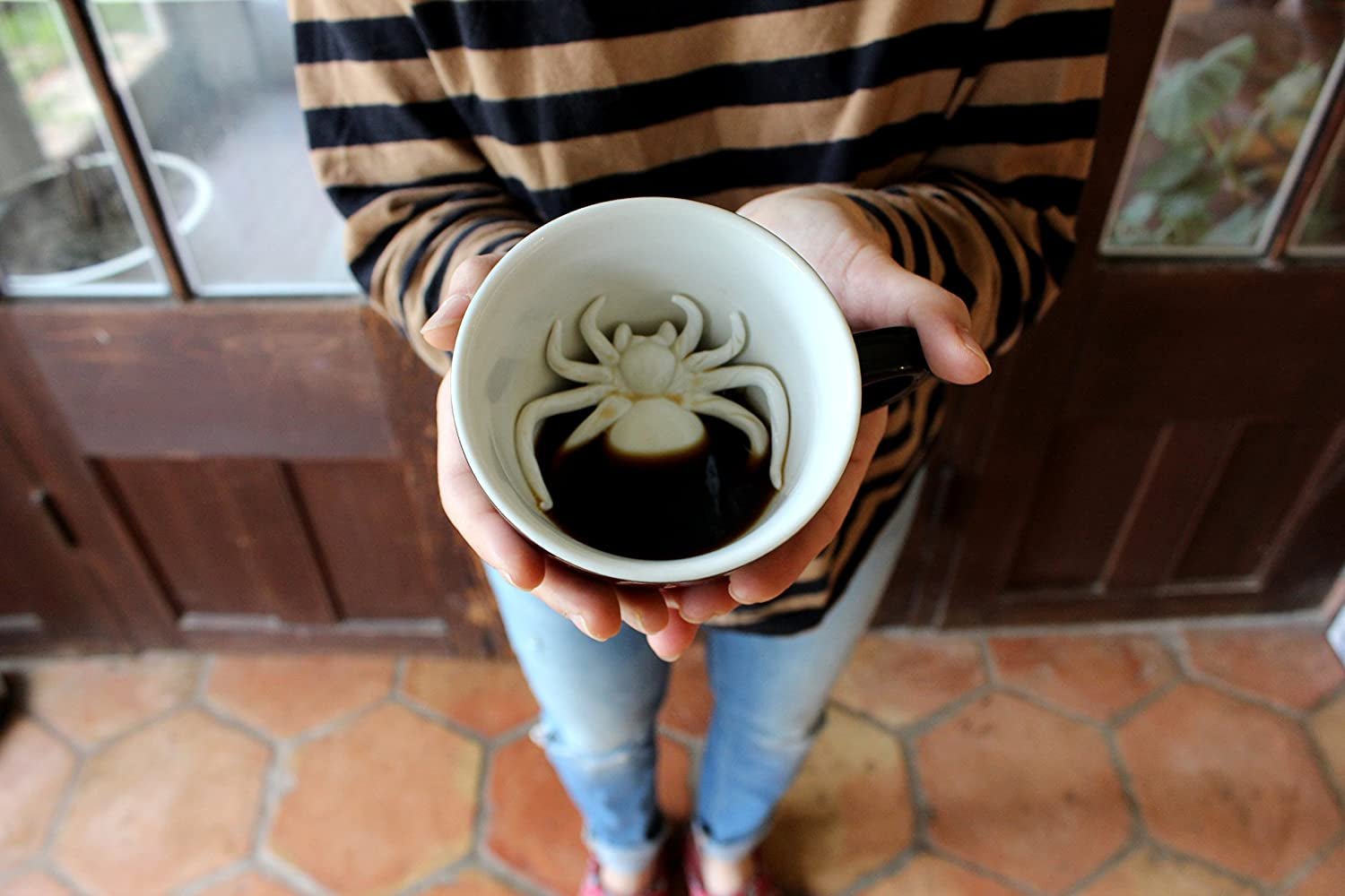 SPIDER Ceramic Cup (11 Ounce, Black Exterior) - Creepy Cups - Hidden 3D Critter inside Mug Emerges as You Drink - The Toy Base